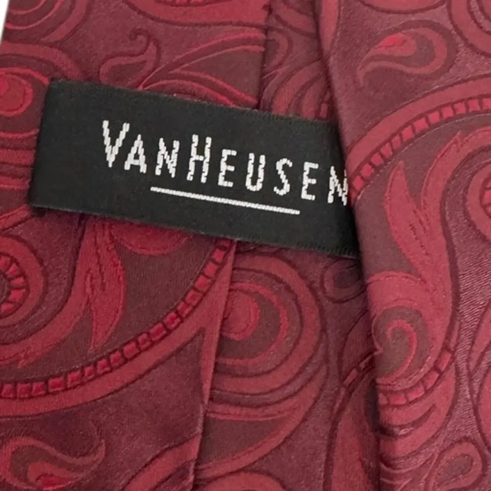 Lot of 4 Paisley Print Tie ROUNDTREE DON LOPER VAN HEUSEN